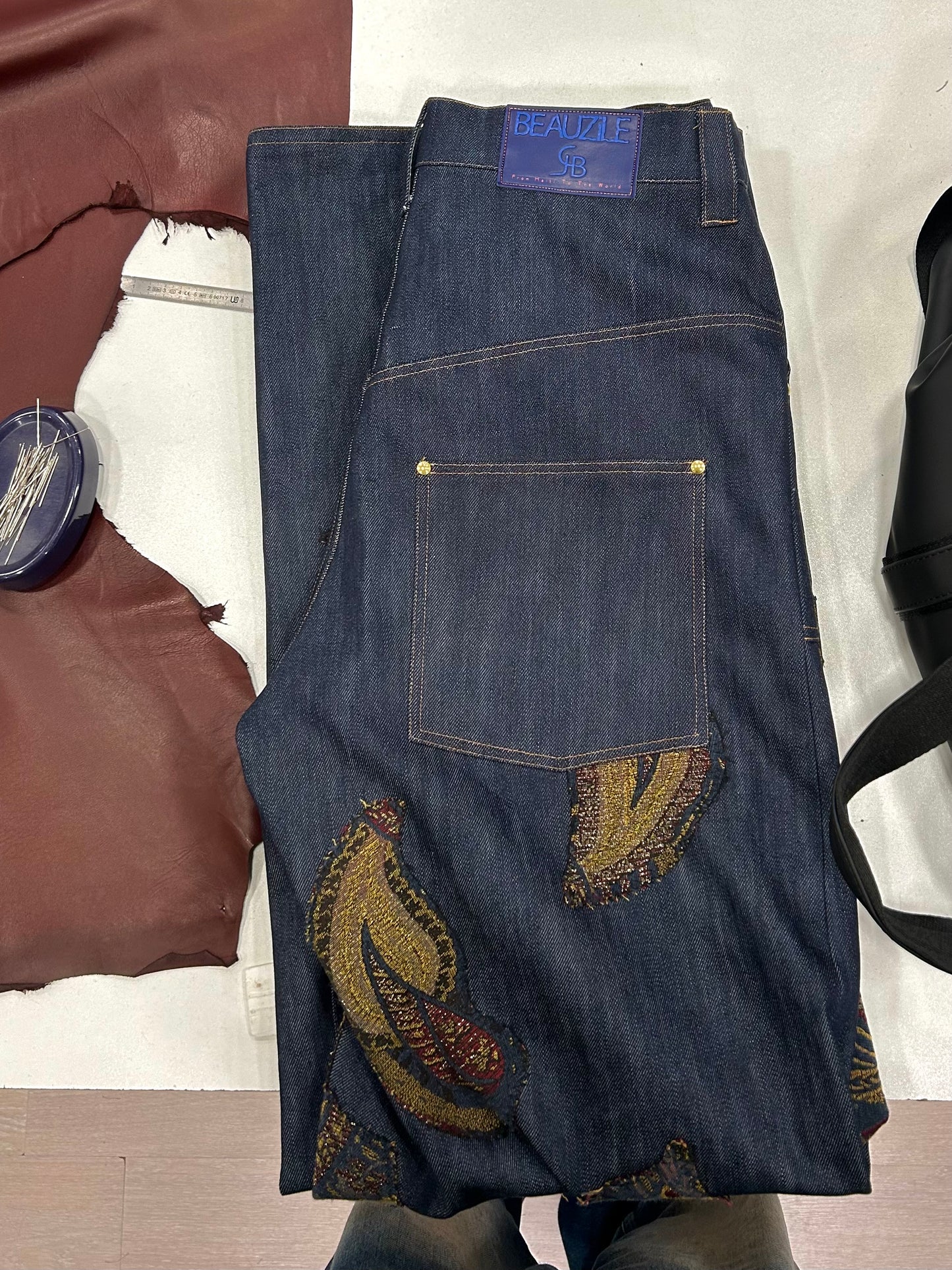 Paisley patched Jeans